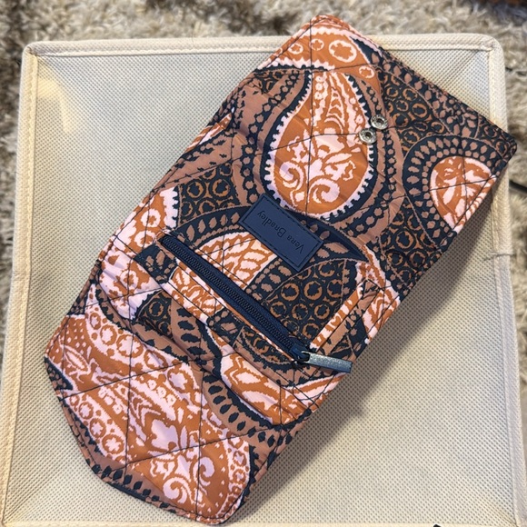NWT Vera Bradley Ultra Light RFID Tri-Fold Wallet - Picture 4 of 5